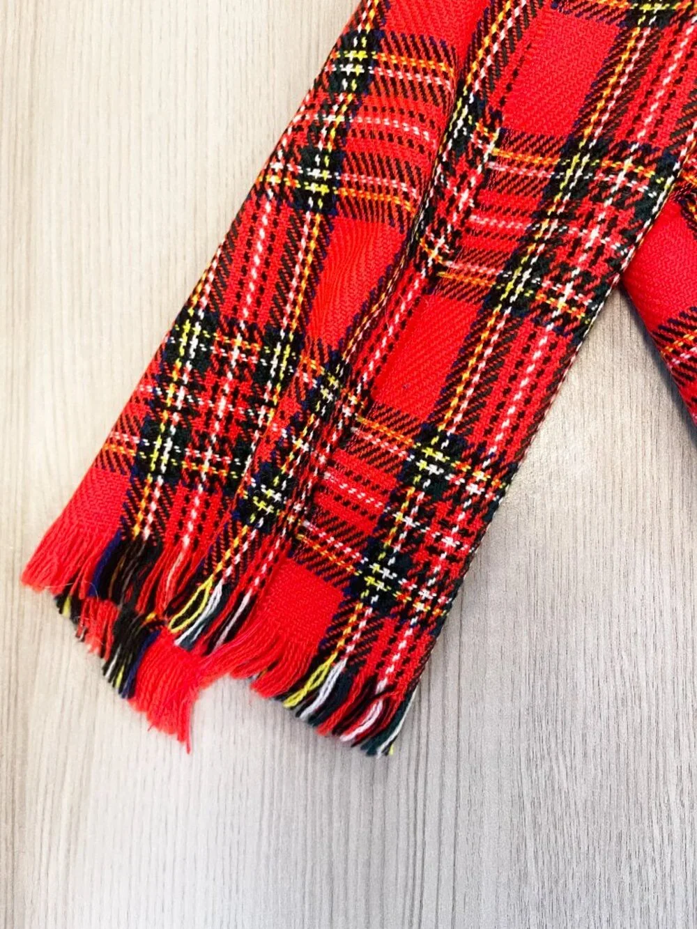 Royal Stewart Tartan Scarf 100% Acrylic Red Plaid Fringe Made in Japan Unisex